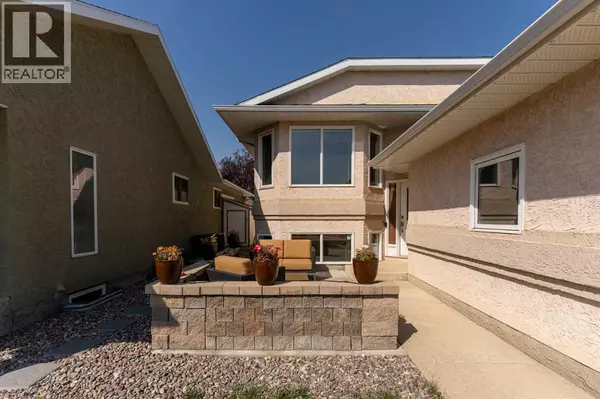 Lethbridge, AB T1K6V9,364 Heritage Crescent W