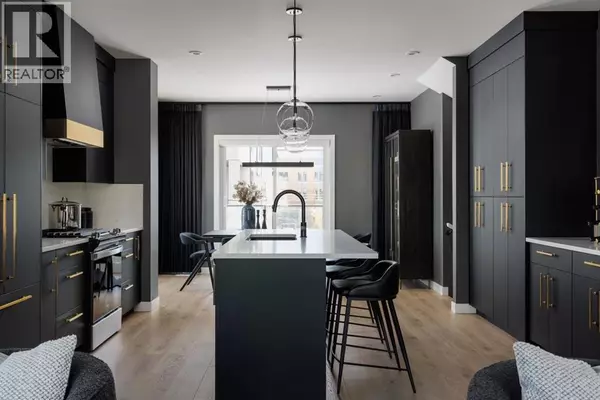 Calgary, AB T3H6B1,8163 8 Avenue SW