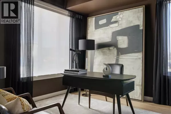 8163 8 Avenue SW, Calgary, AB T3H6B1