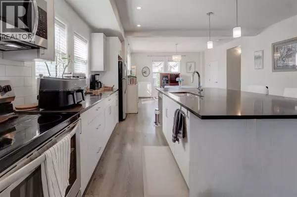 Airdrie, AB T4B5C3,113 South Point Court SW