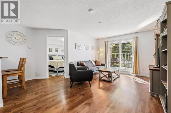 9117, 70 Panamount Drive NW, Calgary, AB T3K6K6