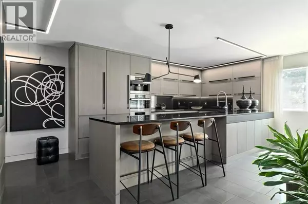 Calgary, AB T2S0G2,404, 629 Royal Avenue SW