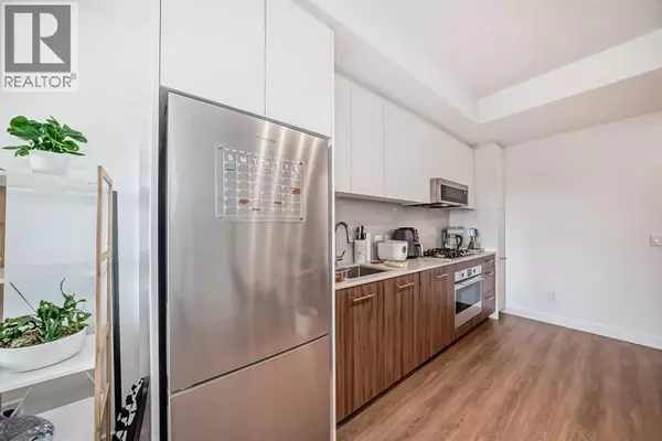 Calgary, AB T2P1R8,1313, 730 2 Avenue SW