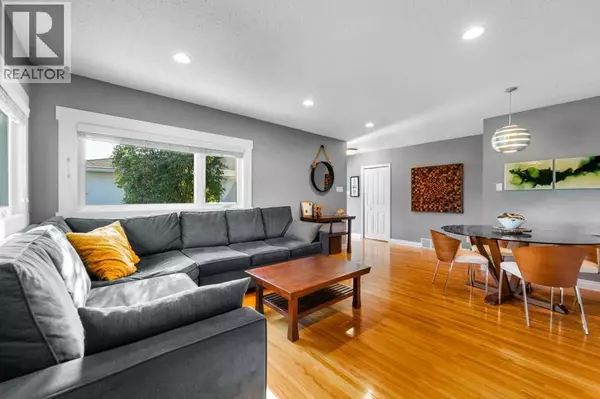 Calgary, AB T2E1J4,1131 15 Avenue NE