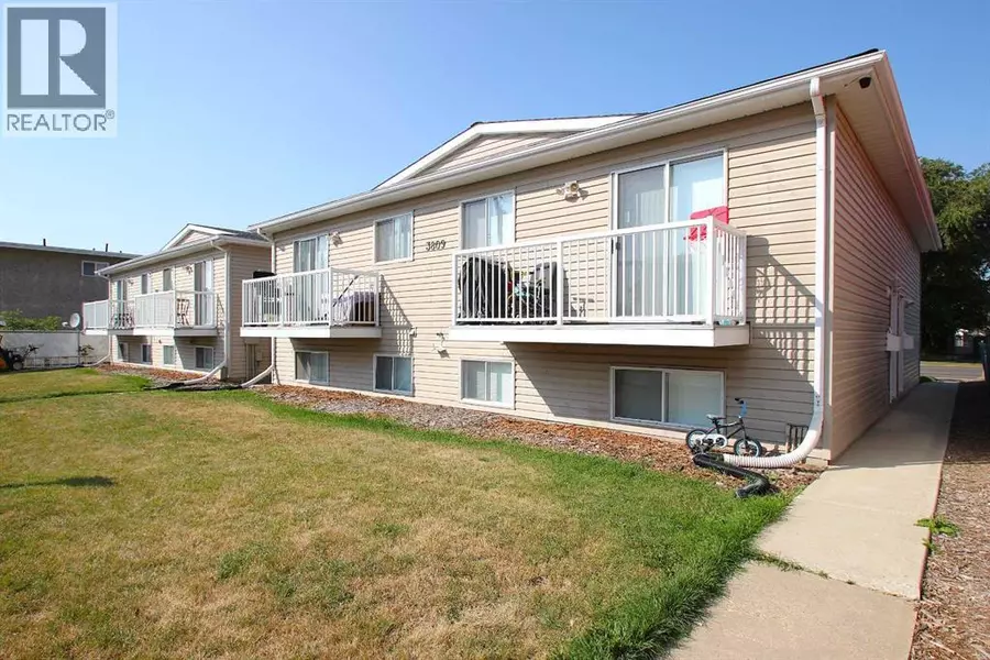 3809-3813 50 Street, Red Deer, AB T4N1W1