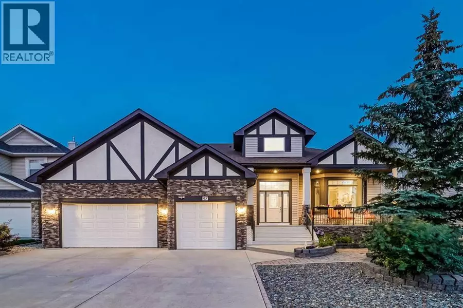 47 Rockywood Circle NW, Calgary, AB T3G5W2