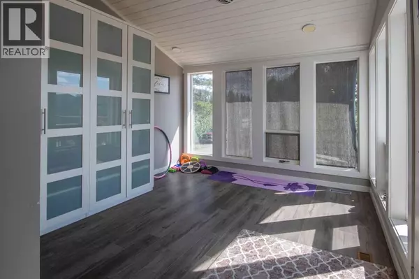 Sundre, AB T0M1X0,550 4 Avenue W