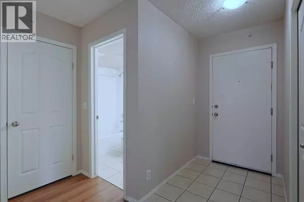 Calgary, AB T2P5M5,317, 1111 6 Avenue SW