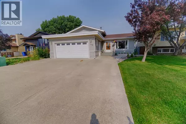 110 Ojibwa Road W, Lethbridge, AB T1K5L1