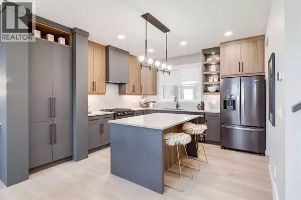 Calgary, AB T3S0G9,59 Heirloom Boulevard SE