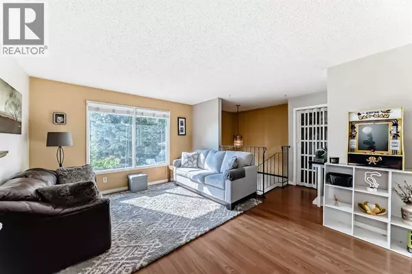 244 Flett Drive NE, Airdrie, AB T4B1N5