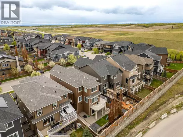 Calgary, AB T3H0V4,133 Cougar Ridge Close SW