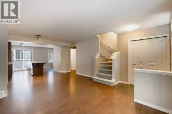 Calgary, AB T3M0E9,1515 Auburn Bay Square SE