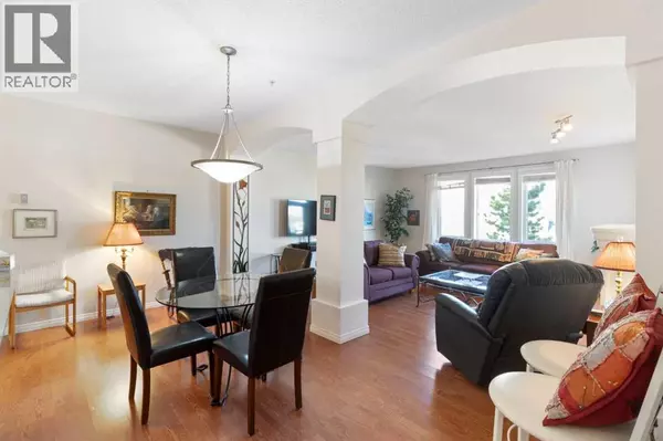 Calgary, AB T2S3B6,404, 2422 Erlton Street SW