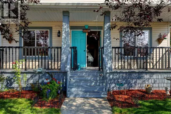 Calgary, AB T2X3K9,18380 Chaparral Street SE