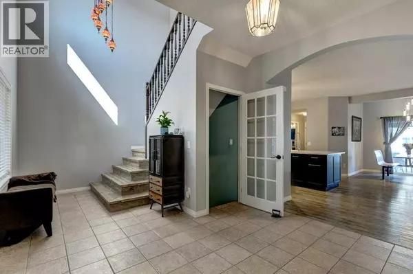 Calgary, AB T2X3K9,18380 Chaparral Street SE