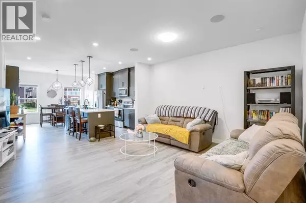 Airdrie, AB T4B5G9,28 Midtown Close SW