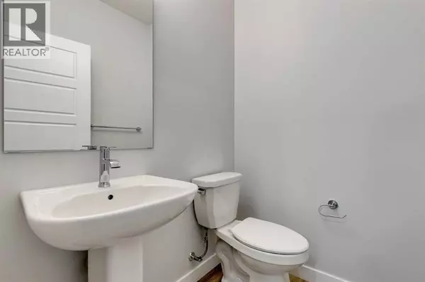 Calgary, AB T3S0M1,180 Sora Terrace SE