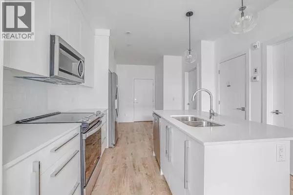 Calgary, AB T2X5X2,2101, 111 Wolf Creek Drive SE