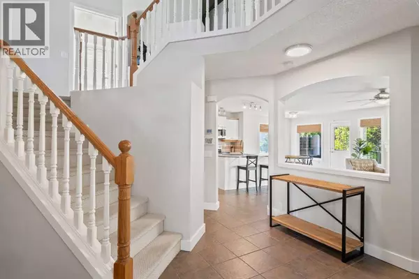 Calgary, AB T2Z3R8,45 Mt Douglas Close SE