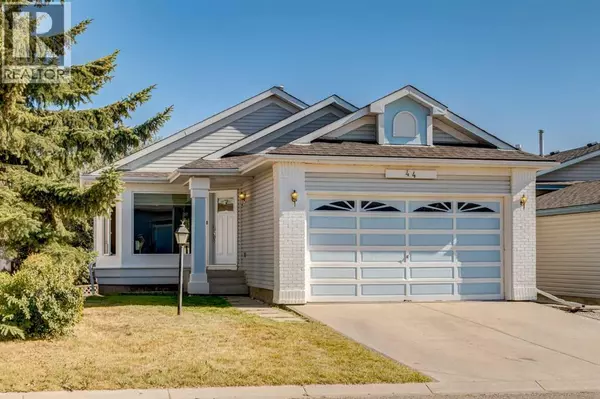 44 Citadel Manor NW, Calgary, AB T3G3Y3