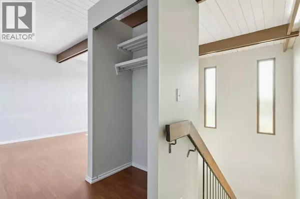 Calgary, AB T2K5J2,102, 7416 Hunterview Drive NW