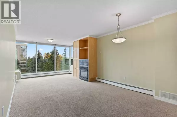 Calgary, AB T3A2V6,406, 4555 Varsity Lane NW