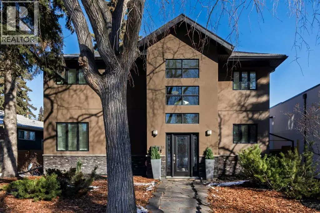 Calgary, AB T3E5E1,38 Lissington Drive SW