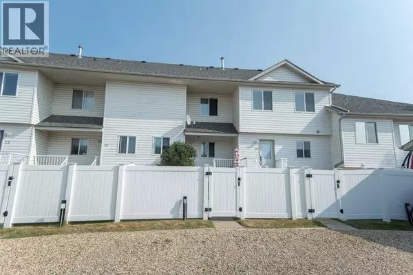 Red Deer, AB T4R3B6,27, 33 Donlevy Avenue