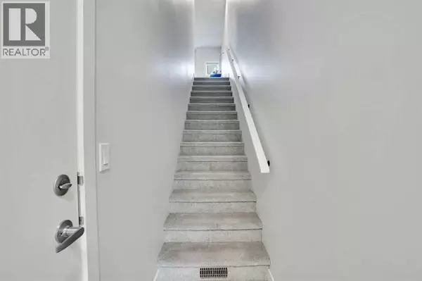 Calgary, AB T3L0G1,96 Tuscany Summit Square NW