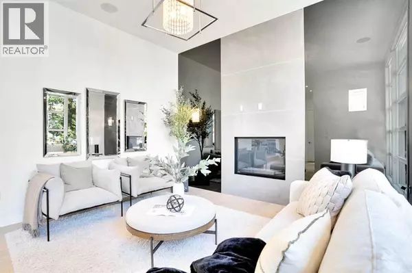 Calgary, AB T2E4P1,230 11A Street NE