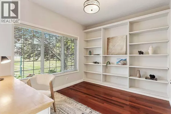 Calgary, AB T2T5T4,4702 21 Street SW