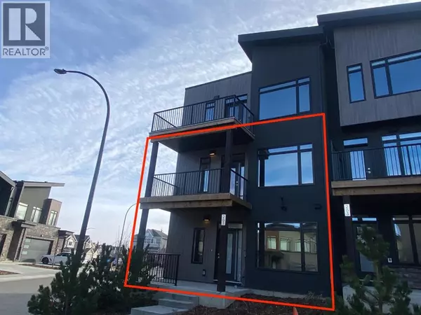 Calgary, AB T3G0G8,261 Royal Elm Road NW