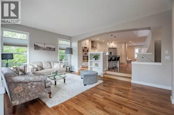Calgary, AB T2N0S7,2212 5 Avenue NW