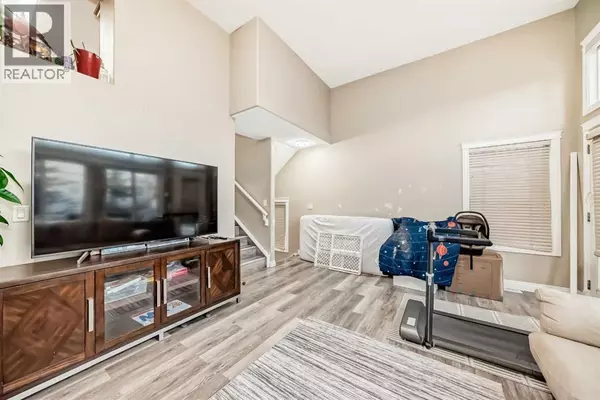 Calgary, AB T2B0B6,14 DOVER Mews SE