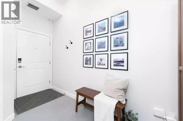 Calgary, AB T2E0N2,407, 488 7 Avenue NE