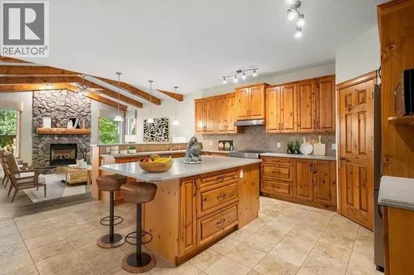 Calgary, AB T3M1G4,136 Cranwell Crescent SE