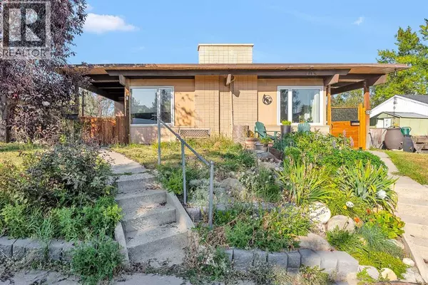 Calgary, AB T2K2H2,28 Hilton Avenue NW