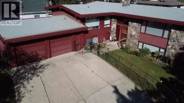 Vulcan, AB T0L2B0,220 3 Street S