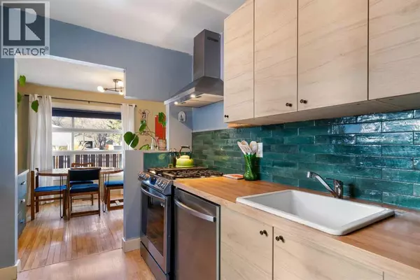 Calgary, AB T3B1L7,8012 33 Avenue NW