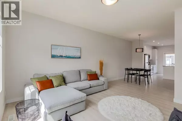 Airdrie, AB T4B4L3,536 Canals Crossing SW