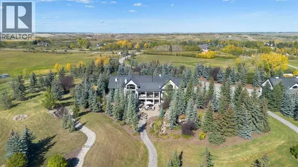 32045 Willow Way, Rural Rocky View County, AB T4C2Y4