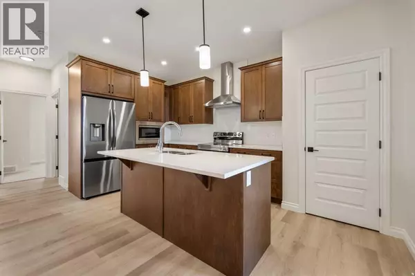 Calgary, AB T3J5V9,50 Homestead Common NE