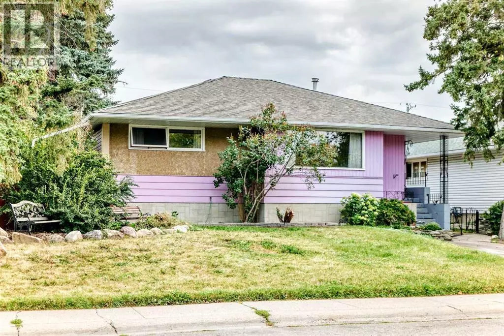 Calgary, AB T2A1G2,916 38 Street SE