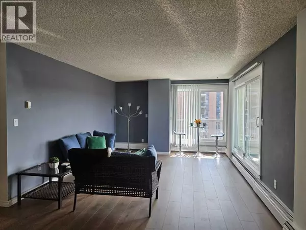 Calgary, AB T3C3R9,704, 1334 12 Avenue SW