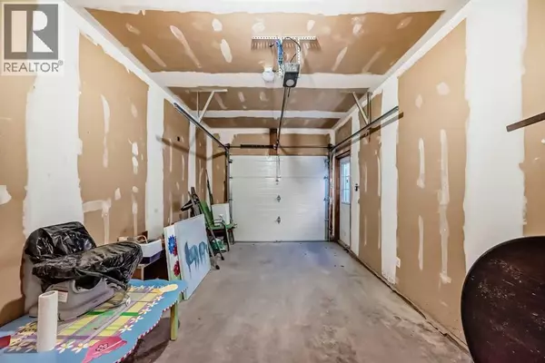 Calgary, AB T3P0B8,47, 300 Evanscreek Court NW