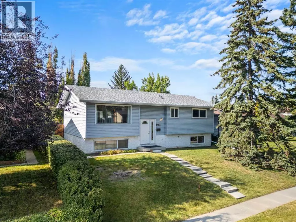Calgary, AB T2J3G1,1364 Lake Michigan Crescent SE