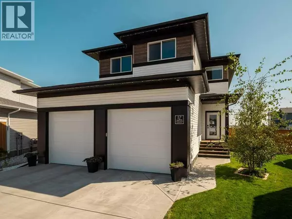 Lethbridge, AB T1J5W9,57 Goldenrod Place W