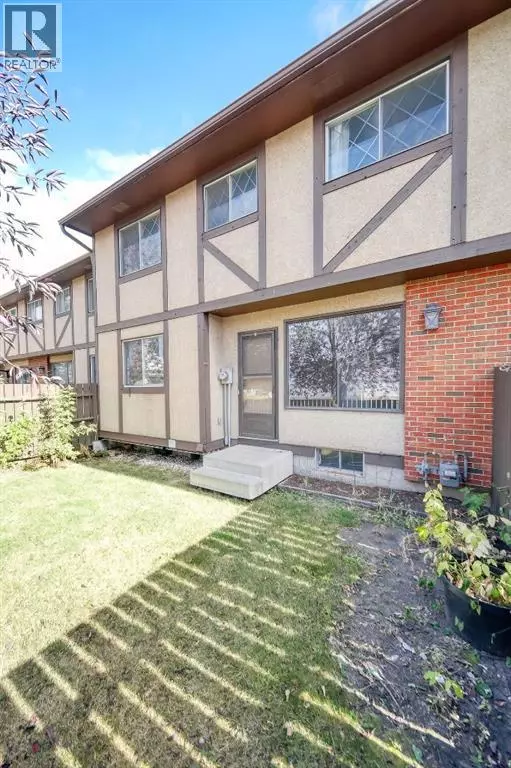 Calgary, AB T2A5P7,7, 175 Manora Place NE
