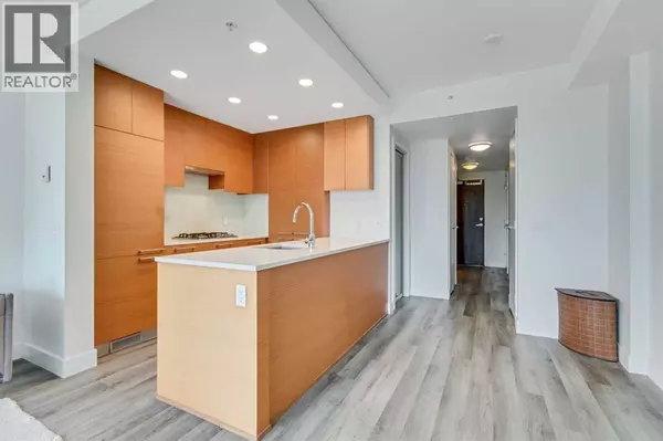 Calgary, AB T2P0X2,548, 222 Riverfront Avenue SW